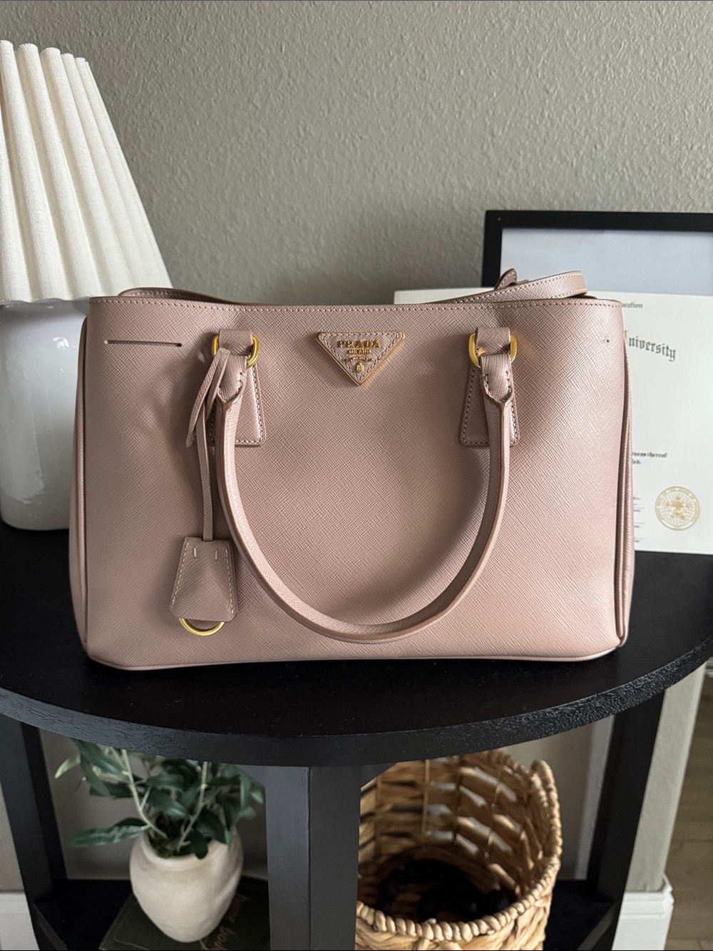 Prada Medium Galleria Beige Saffiano